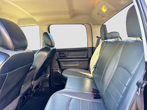 Used 2022 RAM 1500 Tradesman w/ Chrome Appearance Group image 26