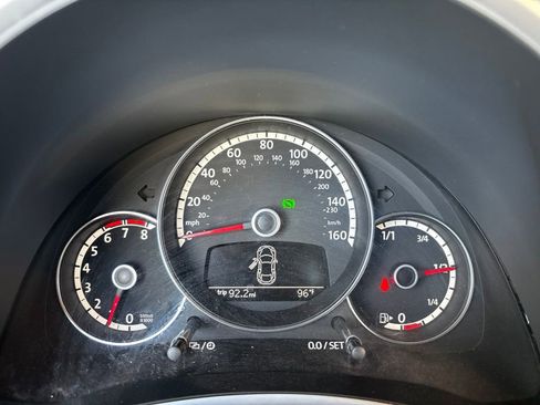 Used 2013 Volkswagen Beetle 2.0T FWD image 12