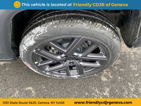 New 2026 Jeep Compass Limited image 9