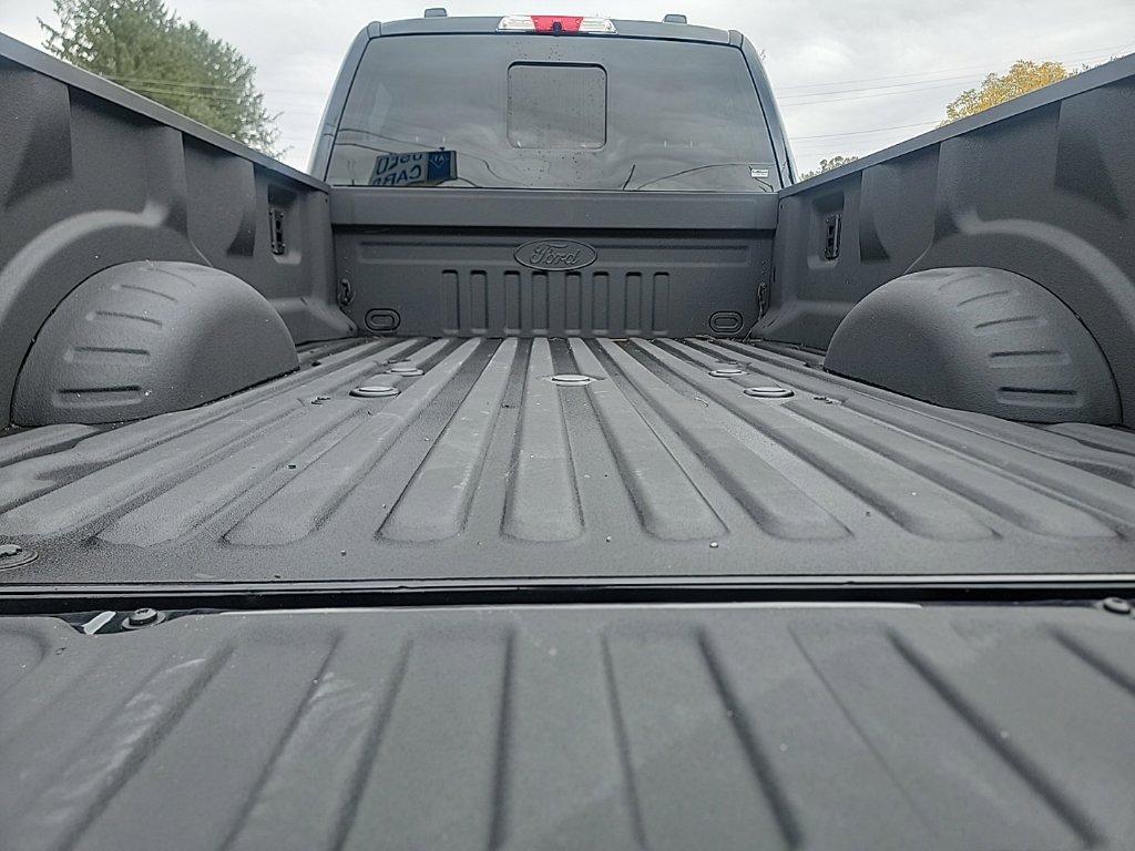 New 2026 Ford F350 Lariat w/ Black Appearance Package AWD/4WD image 13