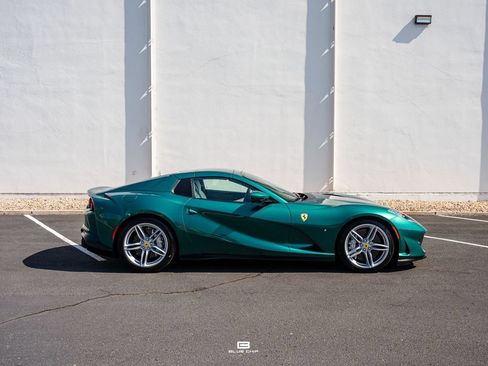 Used 2022 Ferrari 812 GTS RWD image 11