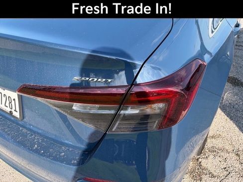 Used 2025 Honda Civic Sport image 10