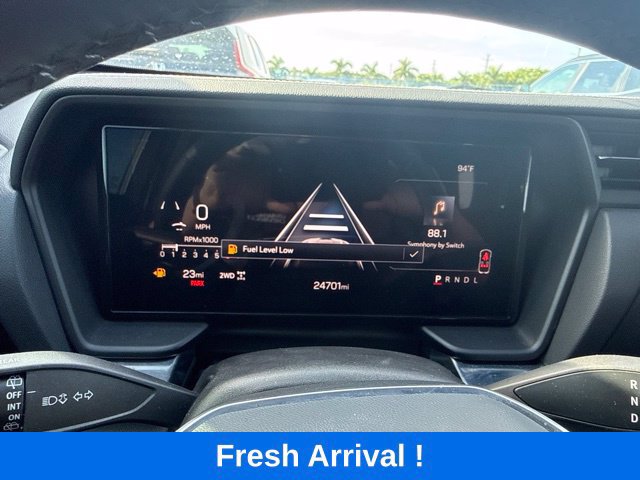 Used 2025 GMC Terrain Elevation w/ Elevation Premium Package AWD/4WD image 5