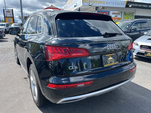 Used 2018 Audi Q5 2.0T Premium Plus w/ Premium Plus Package AWD/4WD image 5