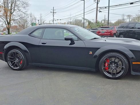 Used 2022 Dodge Challenger R/T Scat Pack RWD image 4