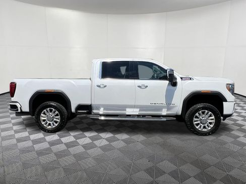 Used 2020 GMC Sierra 3500 Denali w/ Denali Ultimate Package AWD/4WD image 7