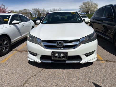 Used 2013 Honda Accord Sport image 2