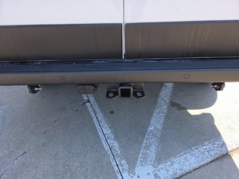 Used 2025 RAM ProMaster 1500 w/ Premium Convenience Group FWD image 11