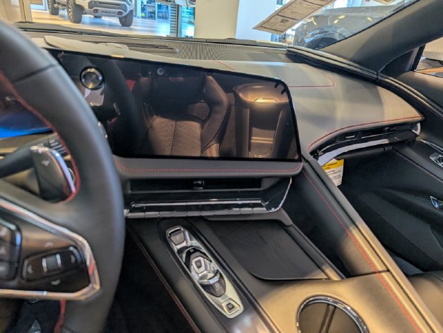 New 2027 Chevrolet Corvette Stingray Convertible w/ Stealth Interior Trim Package RWD image 11