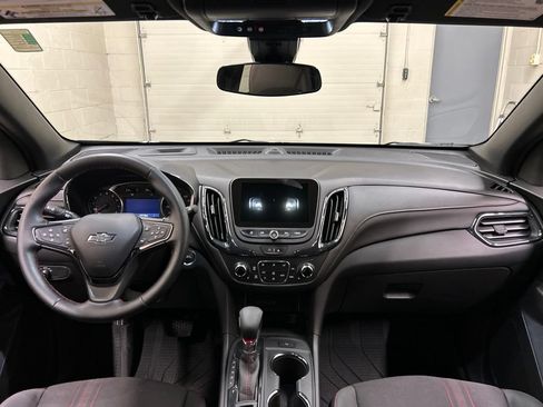 Used 2024 Chevrolet Equinox RS FWD image 18