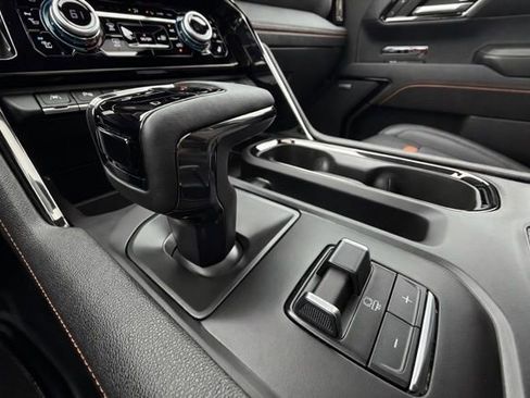 Used 2023 GMC Sierra 1500 AT4 image 18