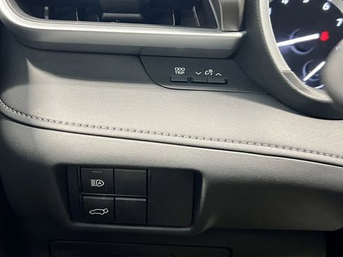 Used 2020 Toyota Highlander XLE image 46