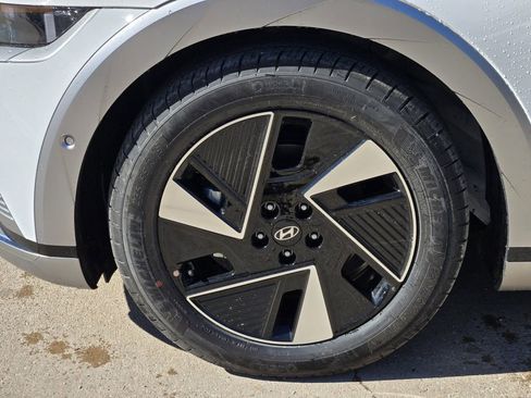 New 2026 Hyundai Ioniq 5 Limited image 7