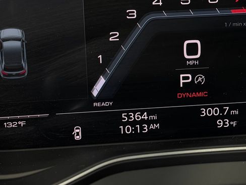 Used 2024 Audi SQ5 Prestige w/ Prestige Package AWD/4WD image 16