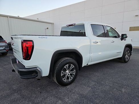 Used 2024 GMC Sierra 1500 SLT image 8