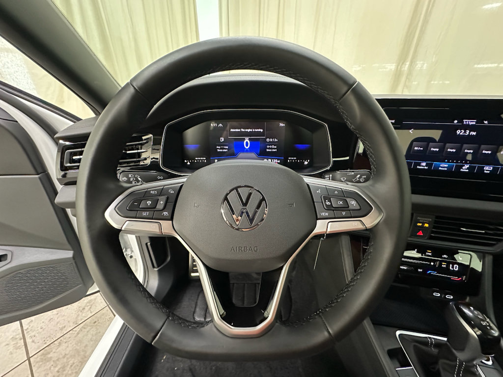 Used 2025 Volkswagen Jetta Sport FWD image 24