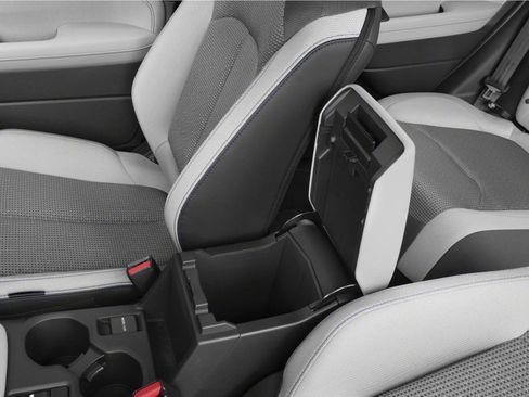 New 2026 Subaru Forester Touring AWD/4WD image 10