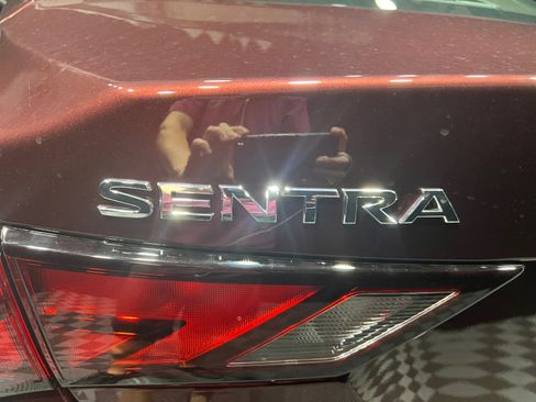 New 2025 Nissan Sentra SV w/ SV Premium Package image 24