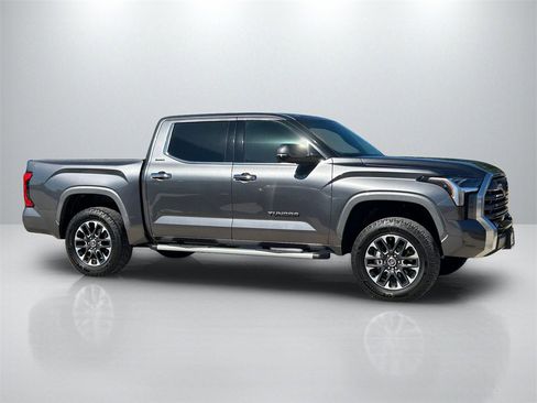 Used 2023 Toyota Tundra Limited image 4