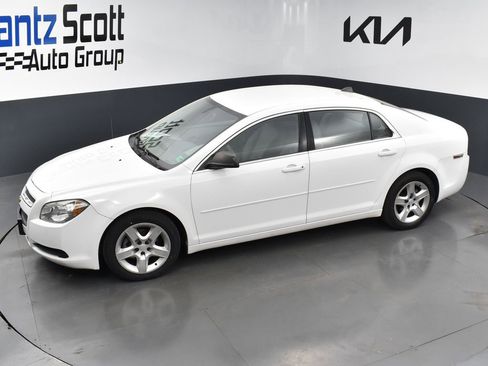 Used 2012 Chevrolet Malibu LS FWD image 10