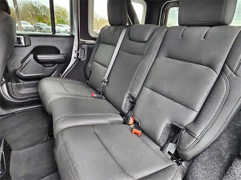 Used 2019 Jeep Wrangler Unlimited Sport image 20