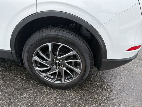 Used 2022 Lincoln Corsair Standard AWD w/ Equipment Group 101A image 12