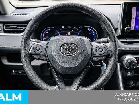 Used 2024 Toyota RAV4 LE AWD/4WD image 25