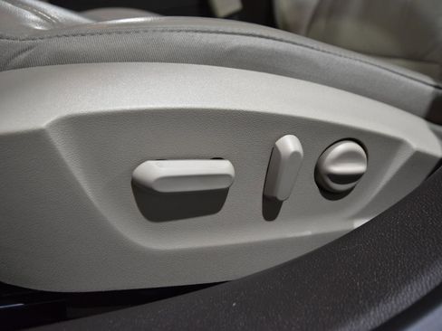 Used 2016 Buick Regal image 16