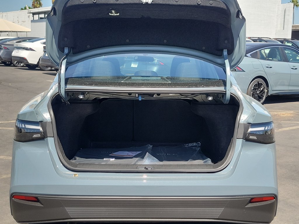 New 2027 Nissan Sentra SV w/ Floor Mat Package FWD image 4