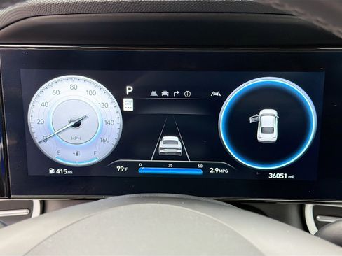 Used 2025 Hyundai Elantra Limited FWD image 37