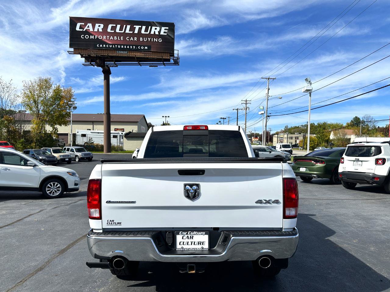 Used 2018 RAM 1500 SLT AWD/4WD image 12