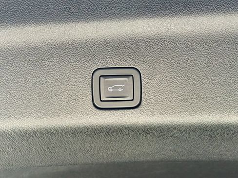 Used 2024 GMC Yukon AT4 w/ Max Trailering Package AWD/4WD image 10