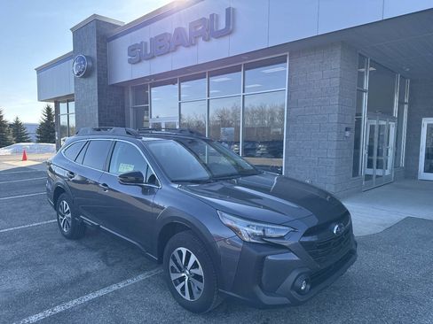 Certified 2025 Subaru Outback Premium w/ Popular Package #1A image 1