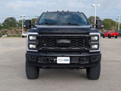 Certified 2023 Ford F250 Lariat w/ Lariat Ultimate Package AWD/4WD image 3