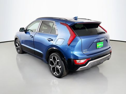 Used 2024 Kia Niro EX Touring FWD image 7