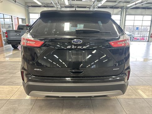 Used 2023 Ford Edge SEL w/ Convenience Package image 10
