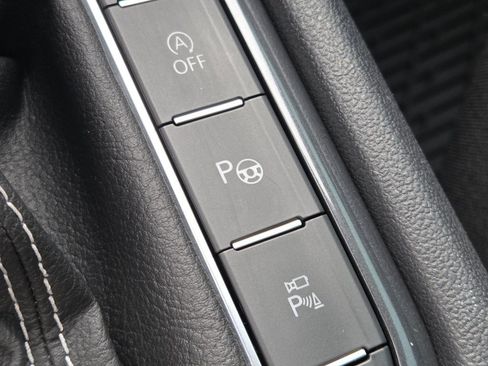 Used 2022 Volkswagen Tiguan SEL R-Line AWD/4WD image 47