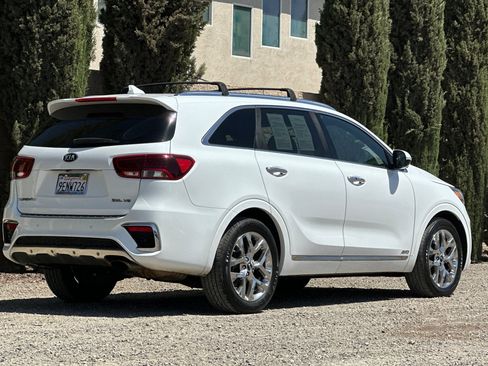 Used 2019 Kia Sorento SX image 4