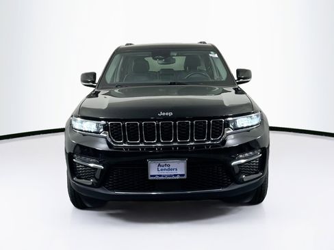 Used 2023 Jeep Grand Cherokee Limited image 2