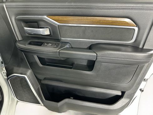 Used 2024 RAM 2500 Laramie image 30