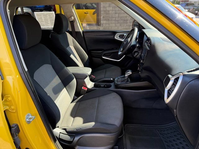 Used 2020 Kia Soul LX FWD image 20
