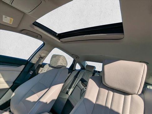 Used 2018 Honda Accord EX-L image 12