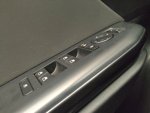 Used 2025 Kia K4 FWD image 27