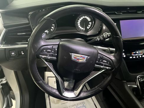 Used 2020 Cadillac XT6 Sport AWD/4WD image 18