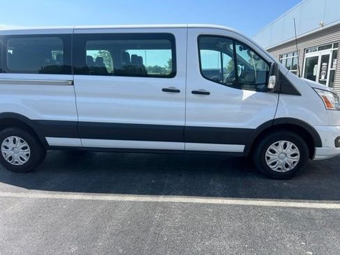 Used 2022 Ford Transit 350 XLT RWD image 7