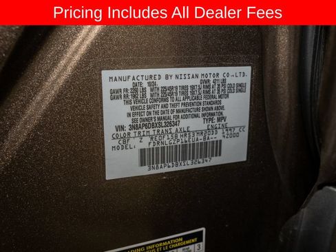 Used 2025 Nissan Kicks SR AWD/4WD image 19