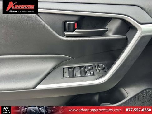 Used 2025 Toyota RAV4 LE FWD image 21