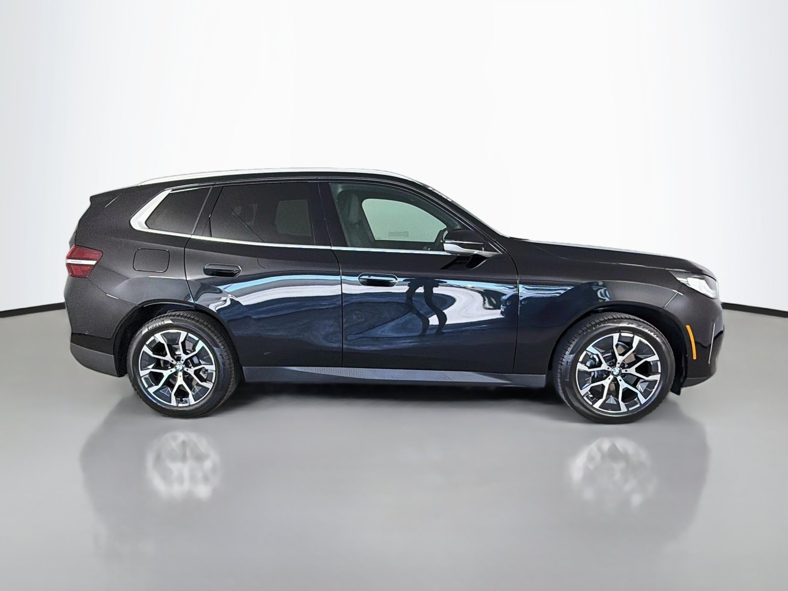 Used 2026 BMW X3 xDrive30i w/ Convenience Package AWD/4WD image 8