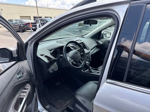 Used 2018 Ford Escape SEL FWD image 6