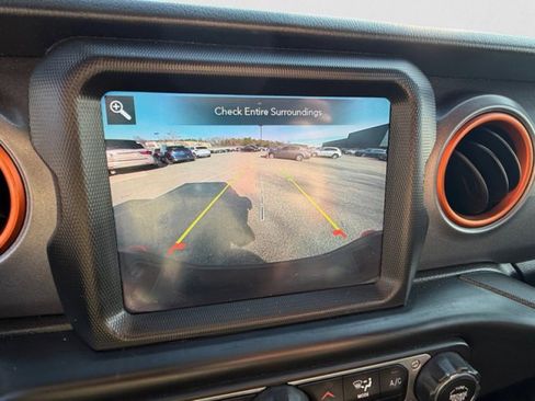 Used 2021 Jeep Gladiator Mojave image 15